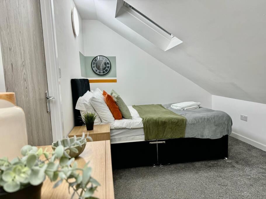 Stylish One Bedroom & A Sofa Bed Cardiff Esterno foto